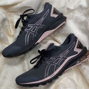 ASICS athletic shoes pink & gray 11
